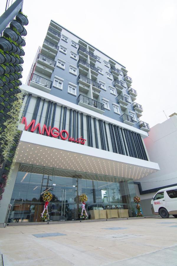 Mango Suites Cauayan Εξωτερικό φωτογραφία