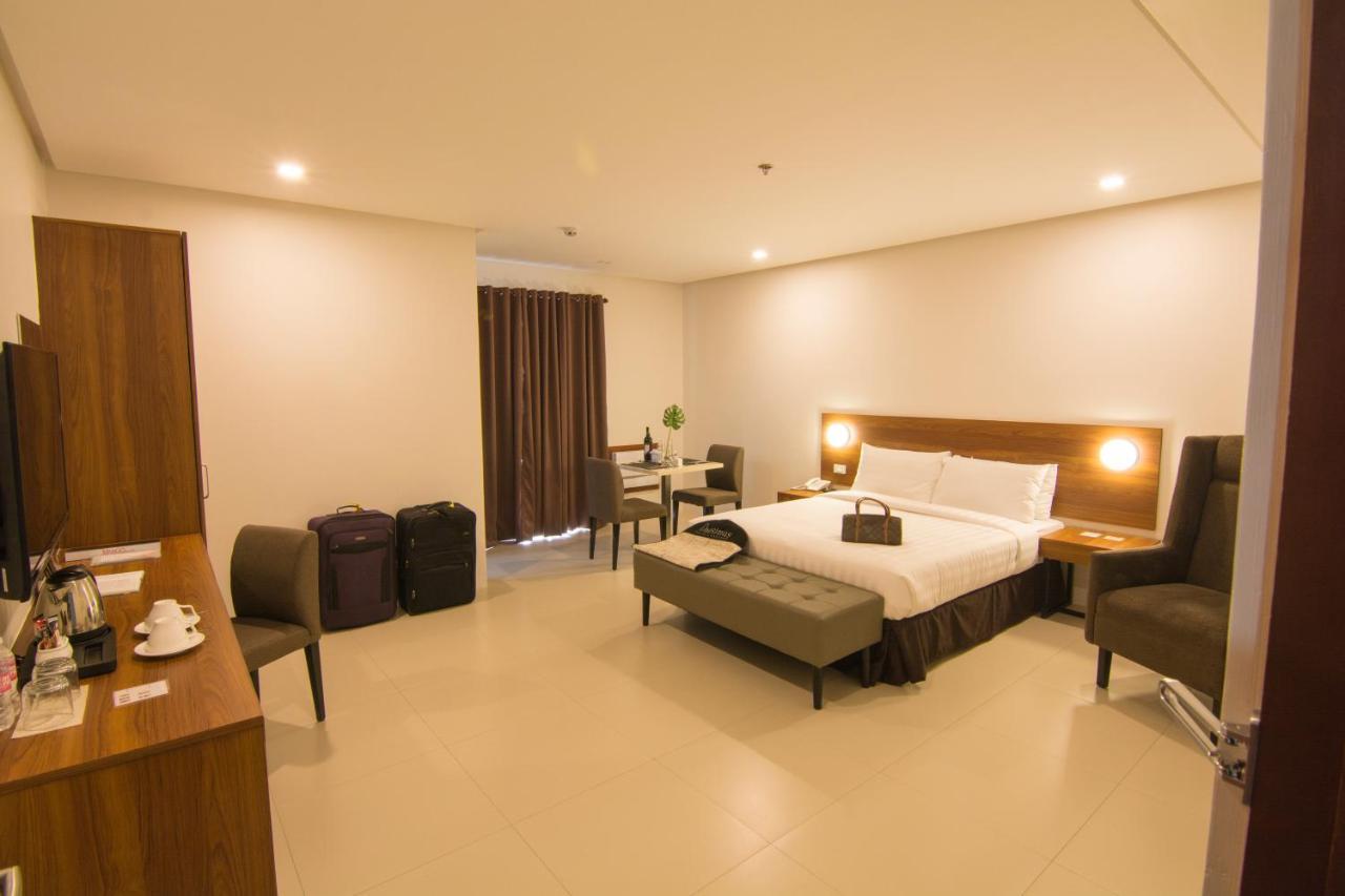 Mango Suites Cauayan Εξωτερικό φωτογραφία