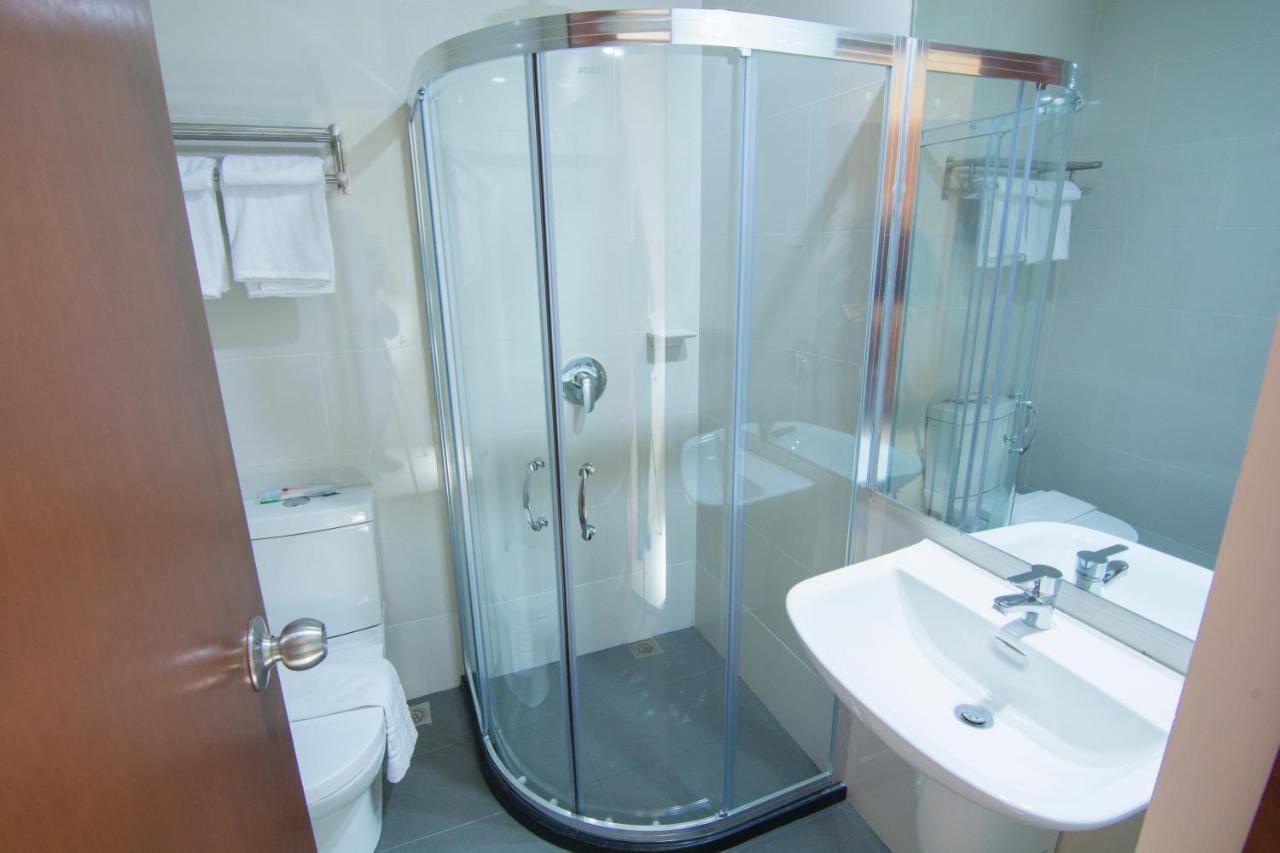 Mango Suites Cauayan Εξωτερικό φωτογραφία